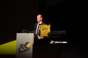 Le nouveau trophée du Tour de France (8167x)